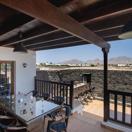 Villa Vista Reina - Luxury 6 Bedroom - Heated Pool- Views - Pool Table - Vista Lobos - Playa Blanca Экстерьер фото