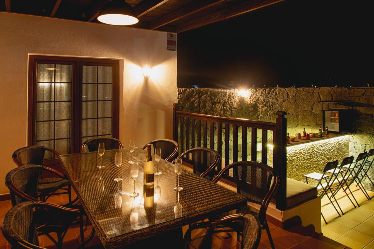 Villa Vista Reina - Luxury 6 Bedroom - Heated Pool- Views - Pool Table - Vista Lobos - Playa Blanca Экстерьер фото